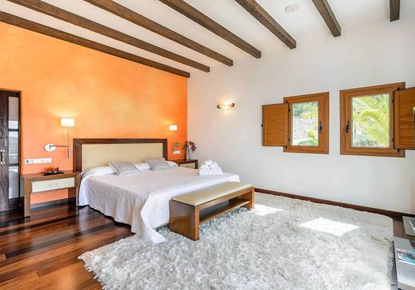 Villa Can Llosas De Dalt Ibiza 29 Min