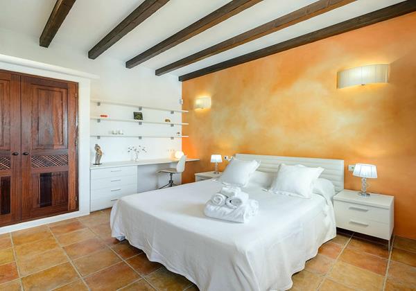 Villa Can Llosas De Dalt Ibiza 36 Min
