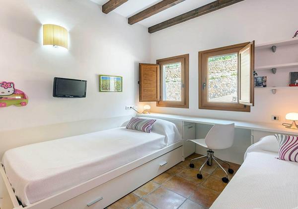 Villa Can Llosas De Dalt Ibiza 41 Min