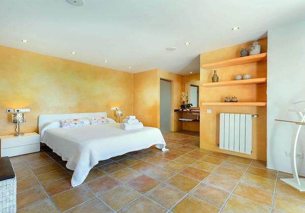 Villa Can Llosas De Dalt Ibiza 49 Min