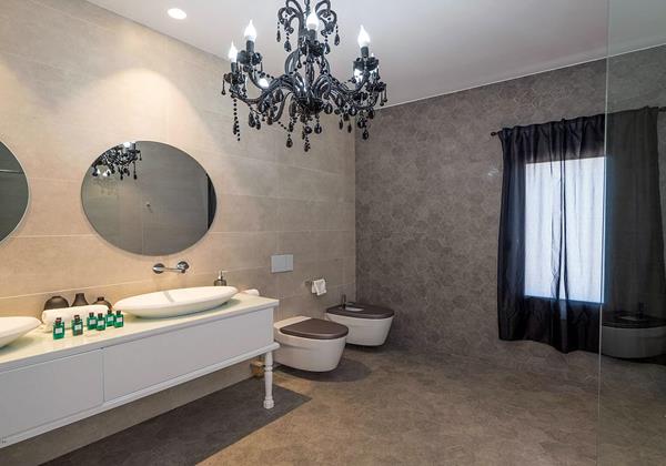 Villa Valeria Ibiza 28 Crystal Suite Bathroom Min