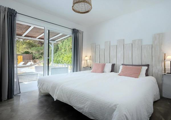 Villa Claire Ibiza 32 Min