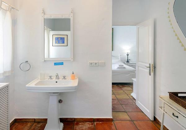 Villa Cigala Ibiza 23 Min