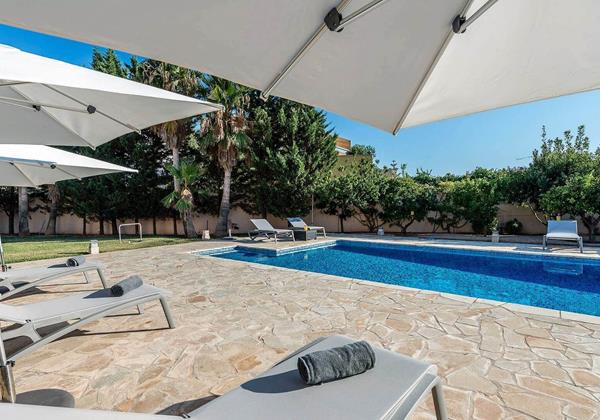 Villa Etruria Ibiza 7 Min