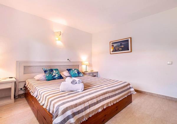 Can Anadi Ibiza 23 Min