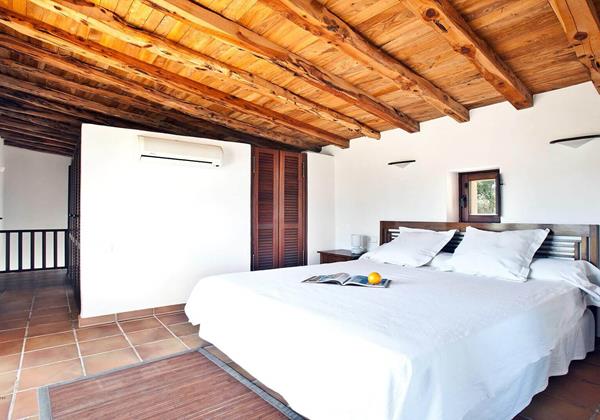 Villa La Encina Ibiza 31 Min