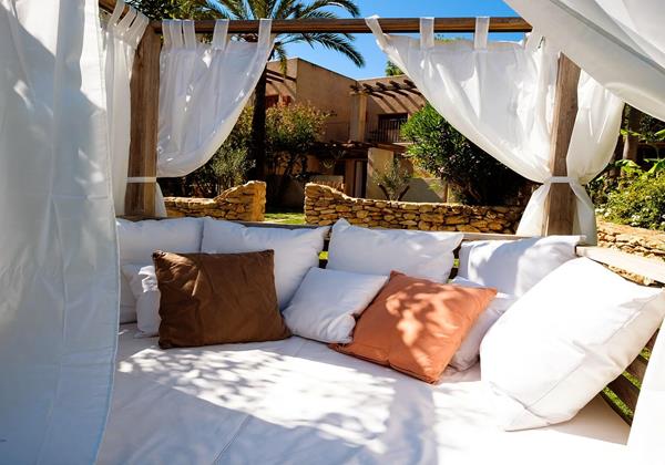 Can Lluc Garden Villa Suites Ibiza 11 Min