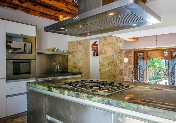 Can Savasana Ibiza 17 Min