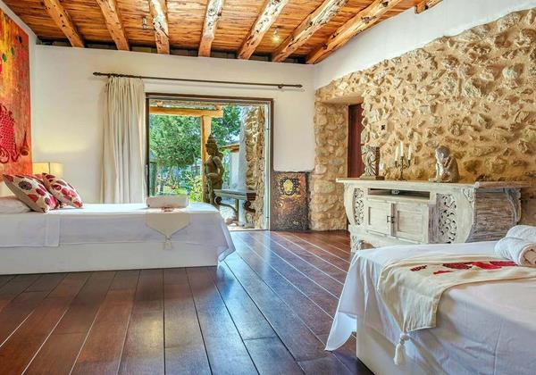 Can Savasana Ibiza 29 Min