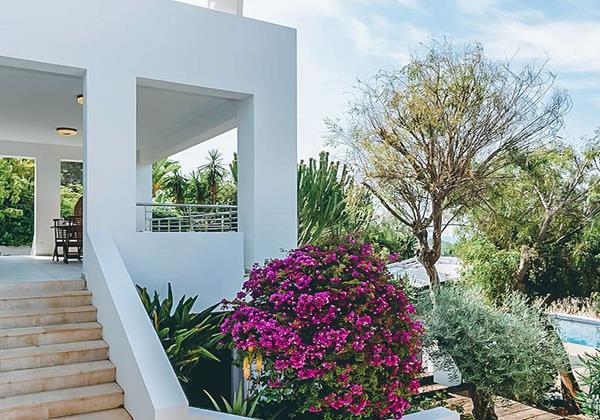 Villa Talamanca Views Ibiza 11 Min