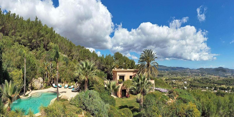 Villa Montania01 Min