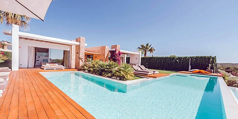 Can Elyza Ibiza 4 Min