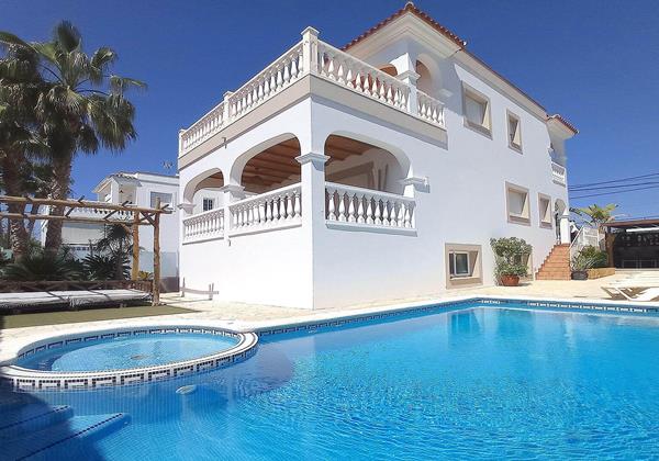 Villa Yellow Ibiza 1 Min