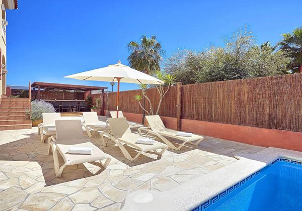 Villa Yellow Ibiza 5 Min