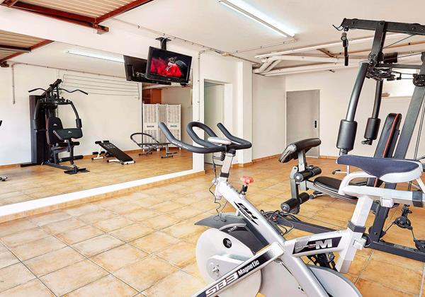 Villa Yellow Ibiza 19 Min