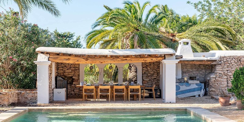 Can Amphorae Ibiza 5 Min
