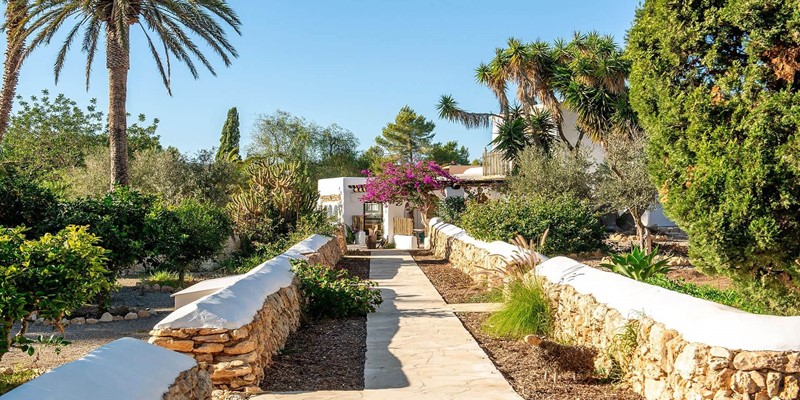 Can Amphorae Ibiza 7 Min