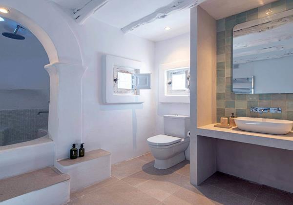 Can Amphorae Ibiza 58 Min