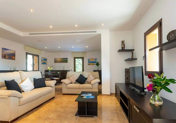 Villa Alexandra Ibiza 10 Min