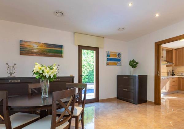 Villa Alexandra Ibiza 13 Min