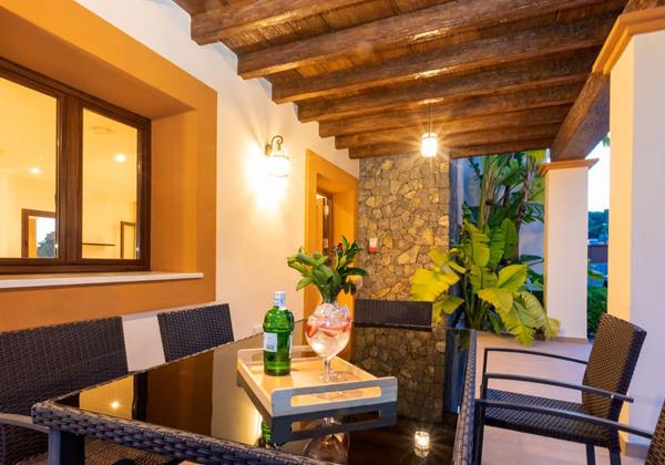 Villa Alexandra Ibiza 36 Min