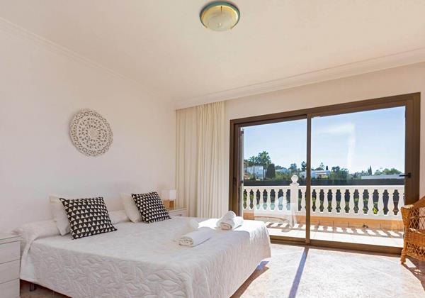 Villa Tino Ibiza 40 Min