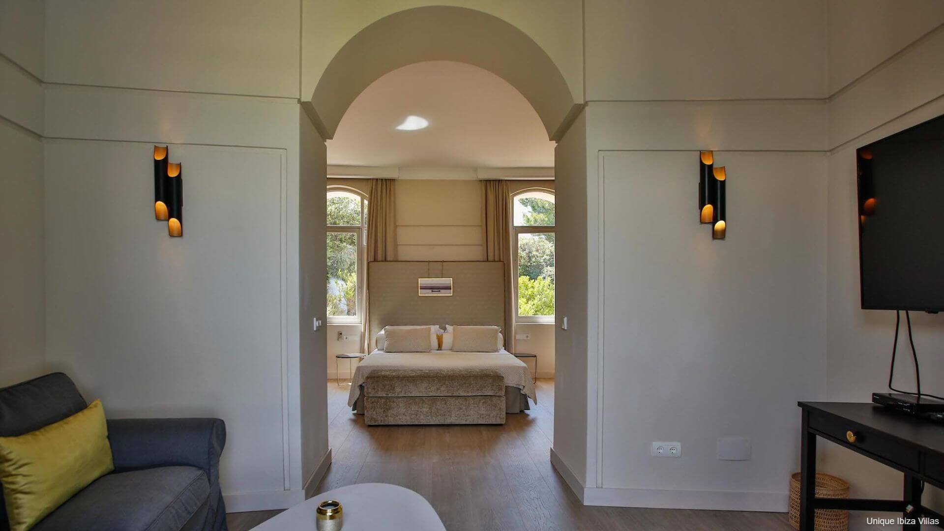  - CAN ICARUS - Cala Moli - 6 Bedrooms 