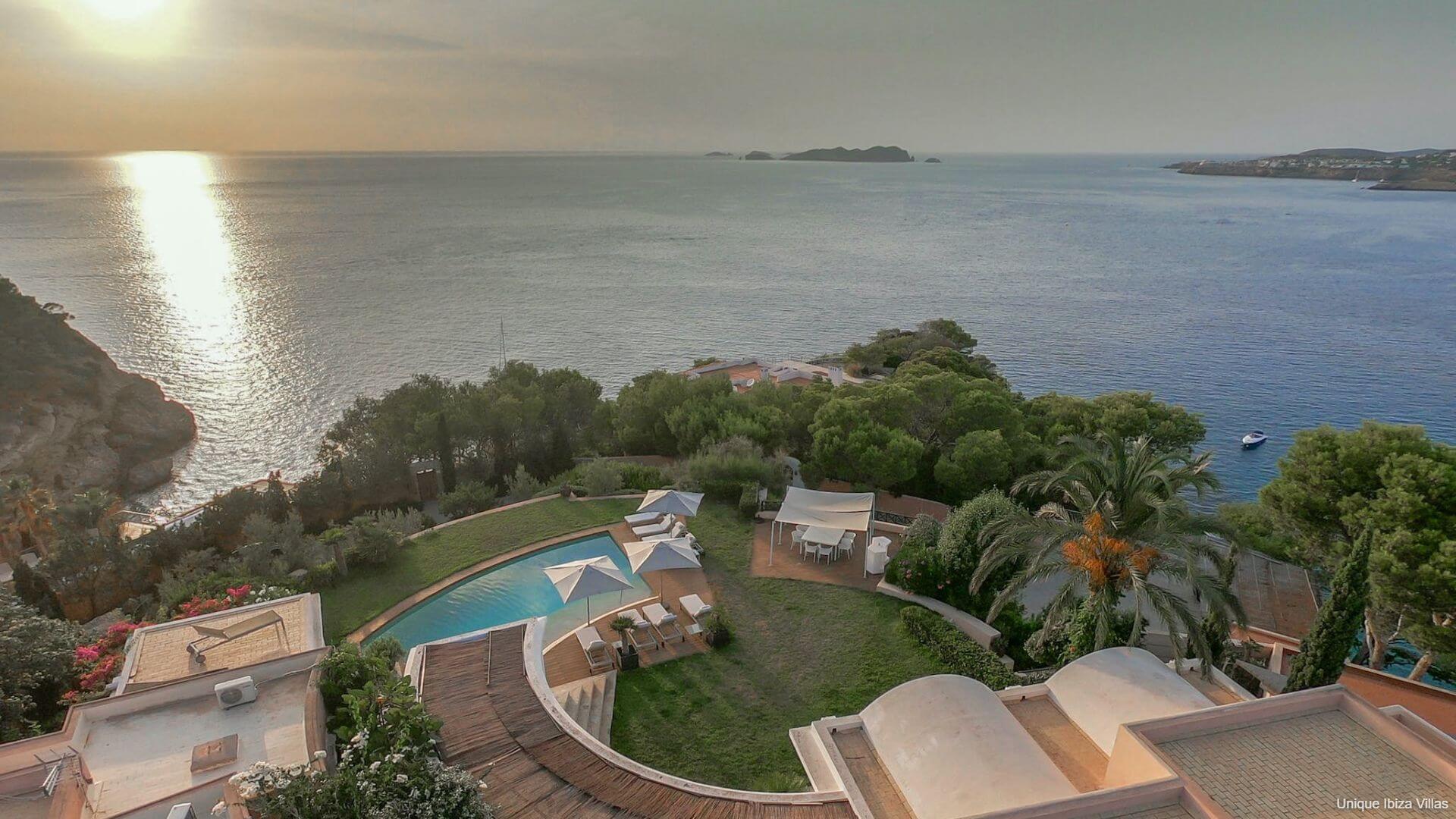  - CAN ICARUS - Cala Moli - 6 Bedrooms 
