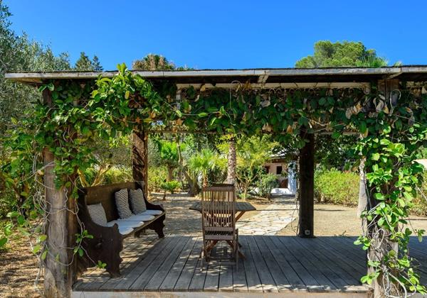 Can Joan Simona 004 Min