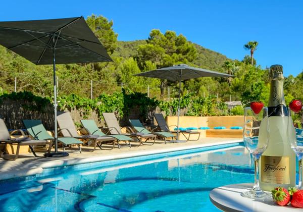 Can Joan Simona 055 Min