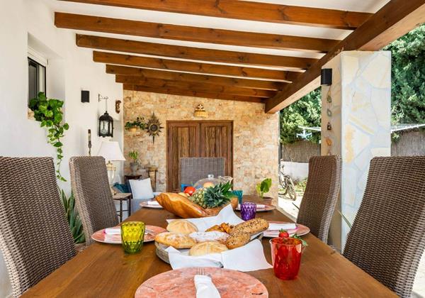 Cerca Santa Eulalia 10