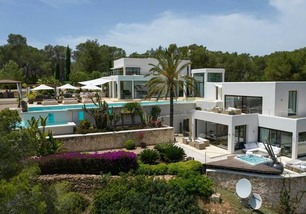 Cana Milene 16072025 060252249