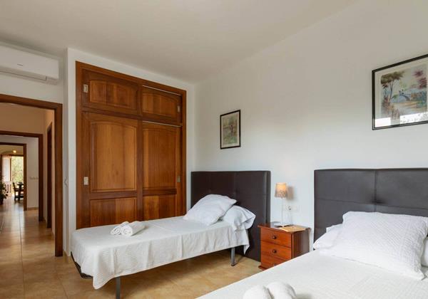 Casa Cala Figueral 68