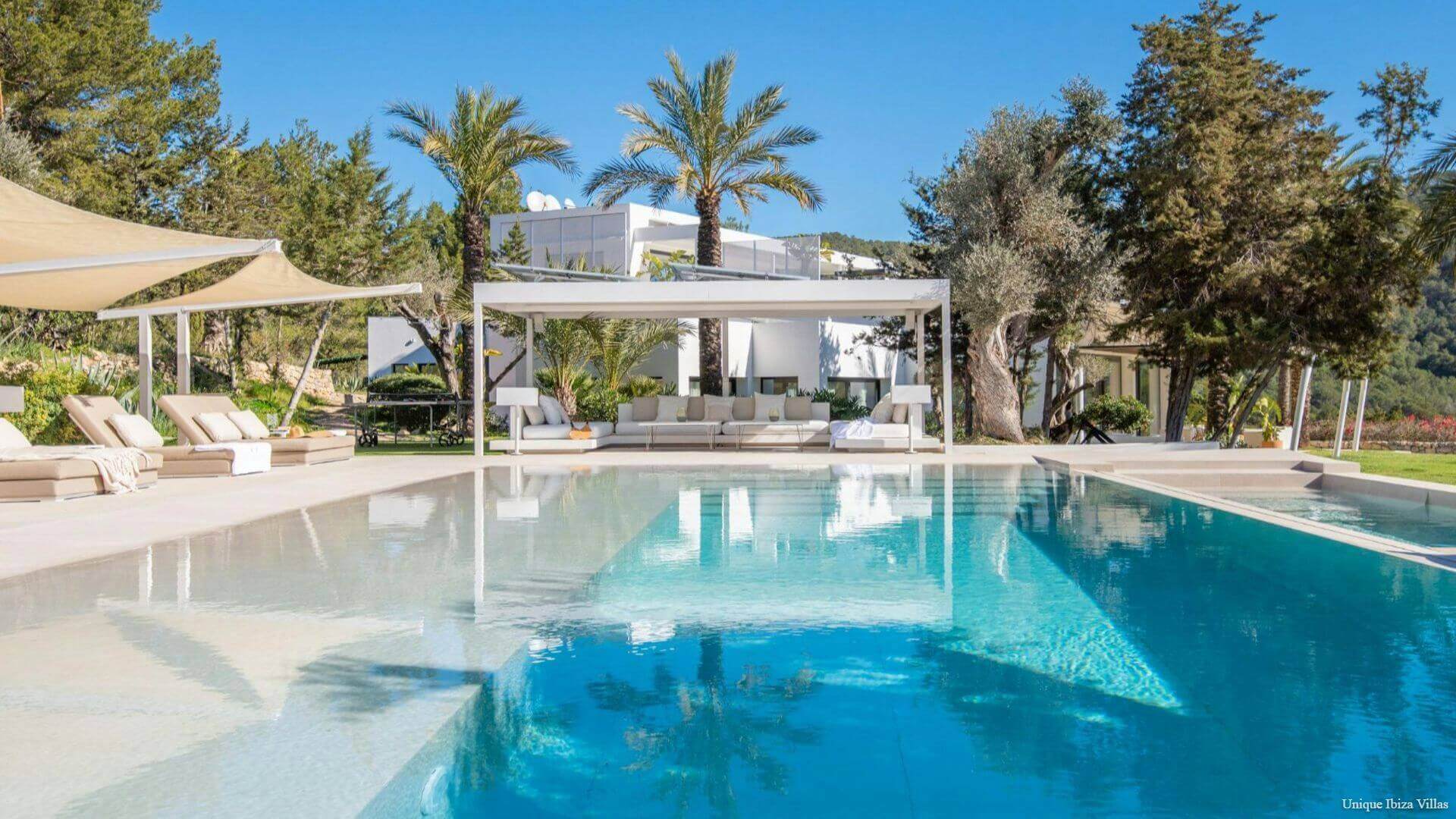 - VILLA OASIS - 5 Bedrooms - Near Ibiza Town & Salinas beach