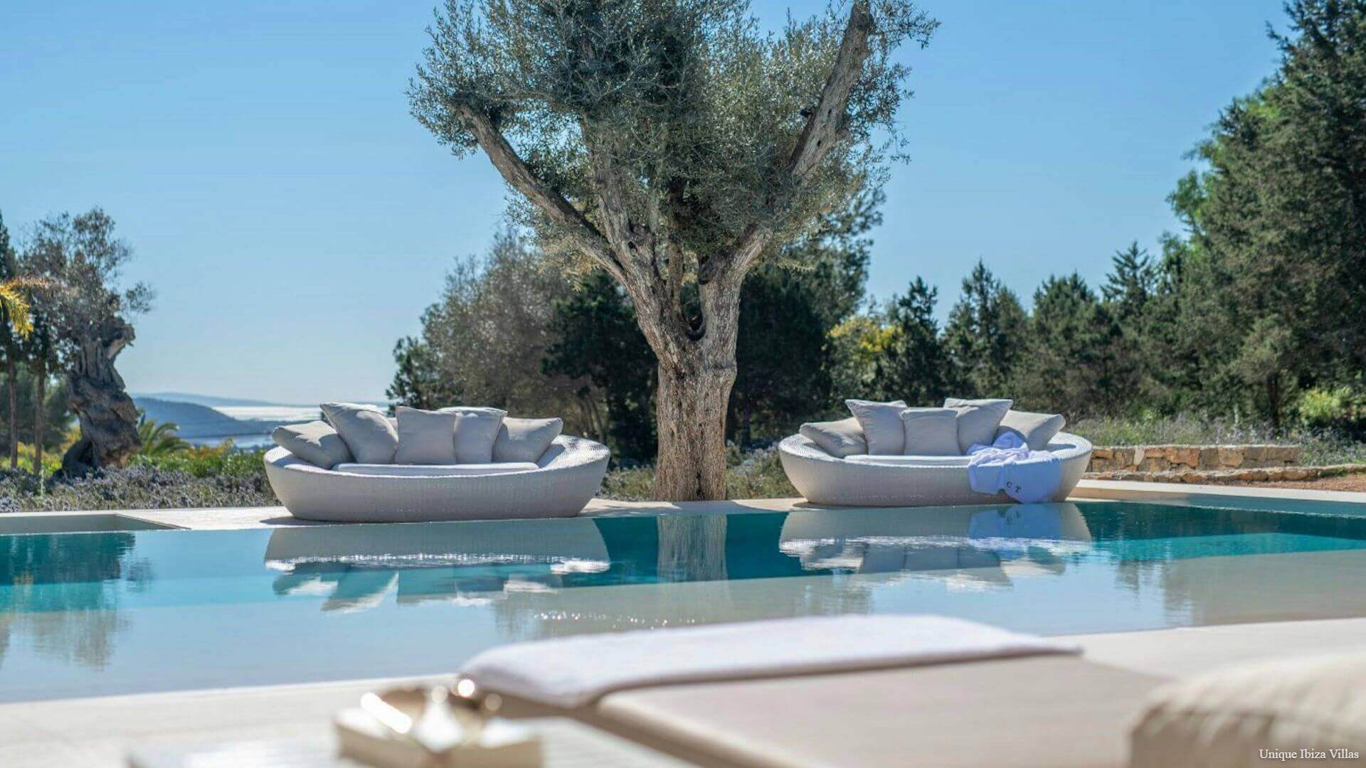  - VILLA OASIS - 5 Bedrooms - Near Ibiza Town & Salinas beach