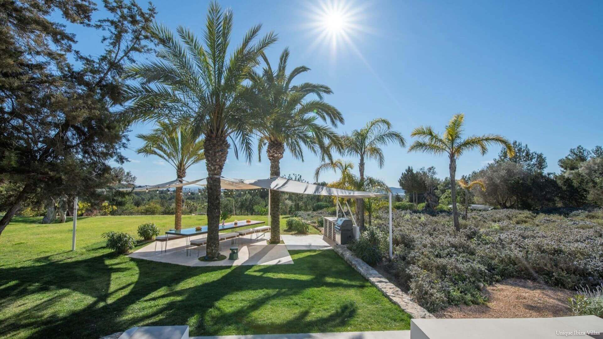  - VILLA OASIS - 5 Bedrooms - Near Ibiza Town & Salinas beach