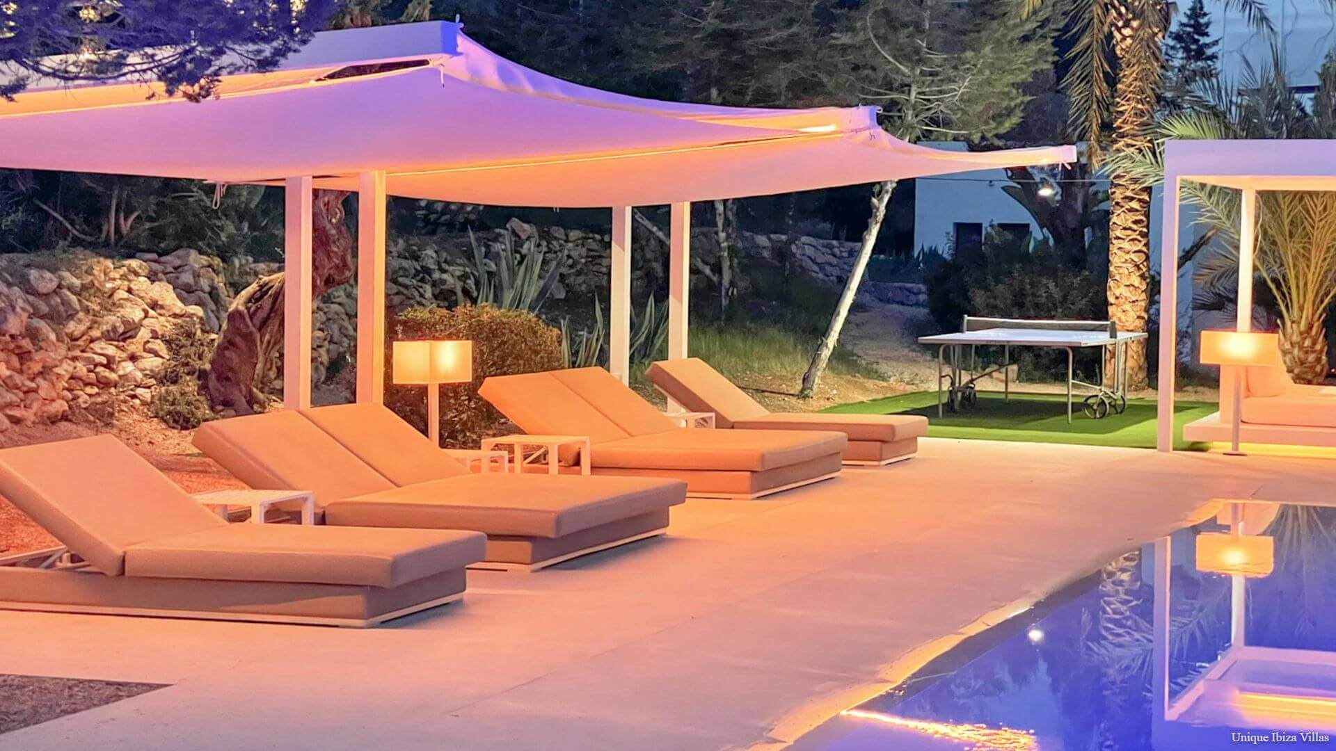  - VILLA OASIS - 5 Bedrooms - Near Ibiza Town & Salinas beach