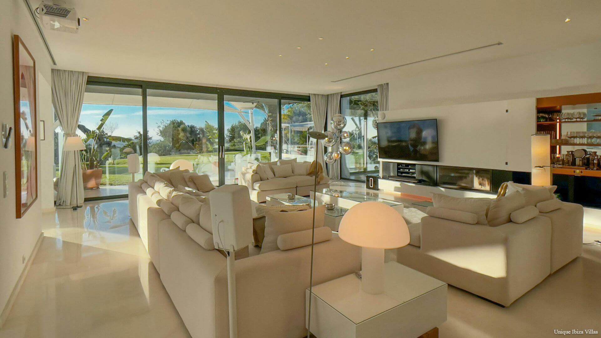  - VILLA OASIS - 5 Bedrooms - Near Ibiza Town & Salinas beach