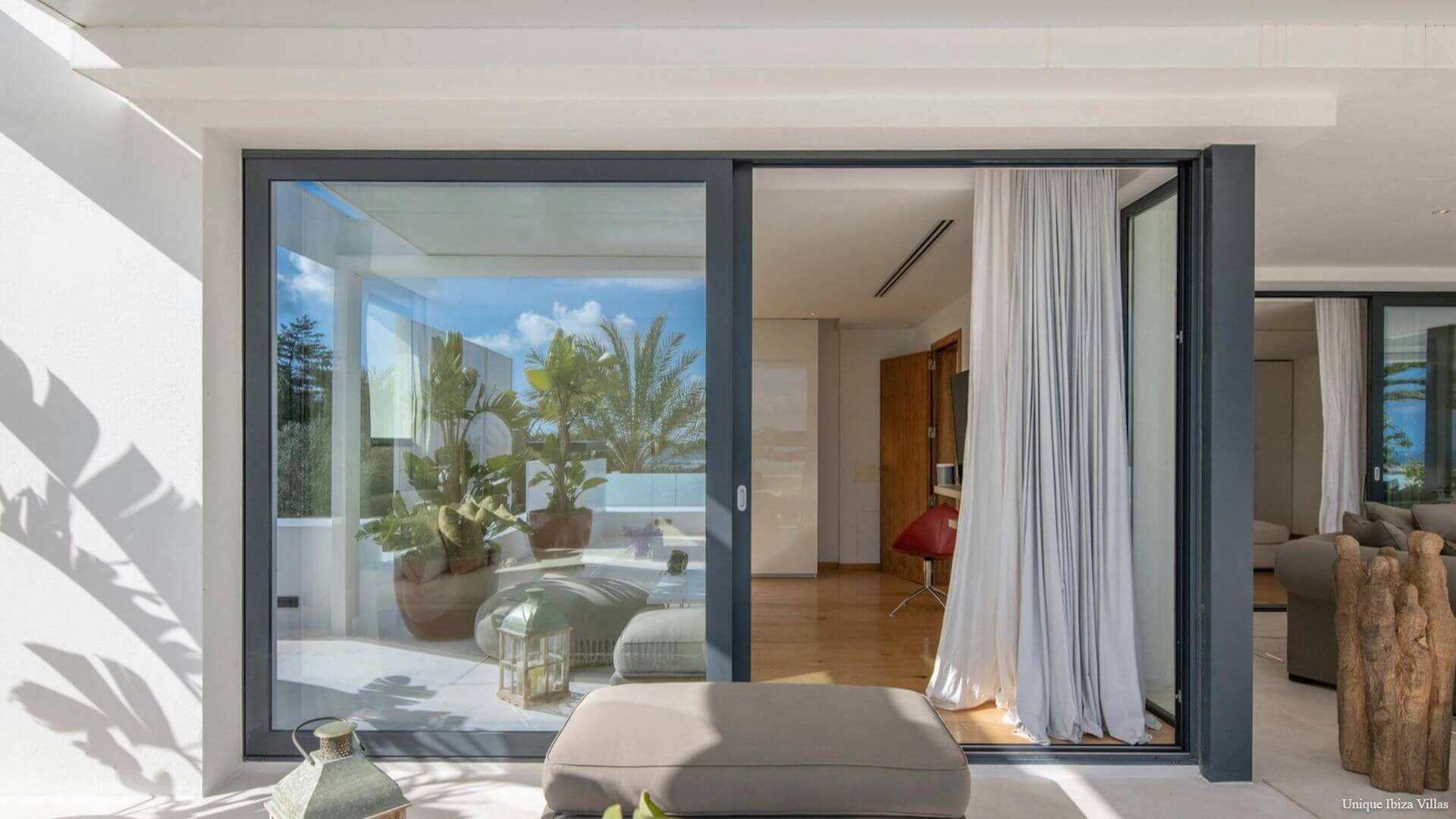  - VILLA OASIS - 5 Bedrooms - Near Ibiza Town & Salinas beach