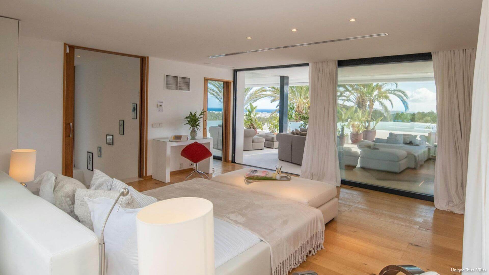  - VILLA OASIS - 5 Bedrooms - Near Ibiza Town & Salinas beach