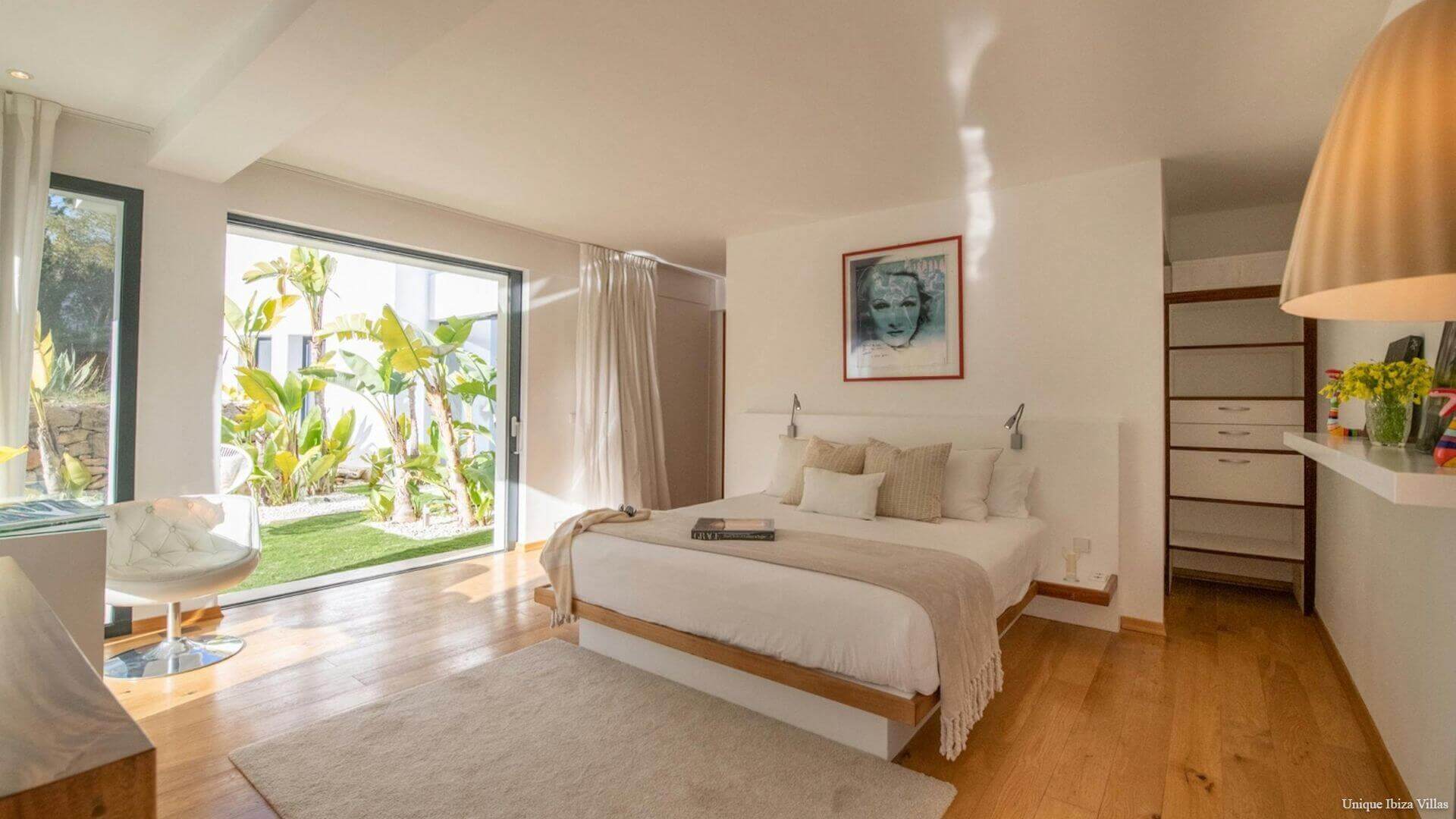  - VILLA OASIS - 5 Bedrooms - Near Ibiza Town & Salinas beach