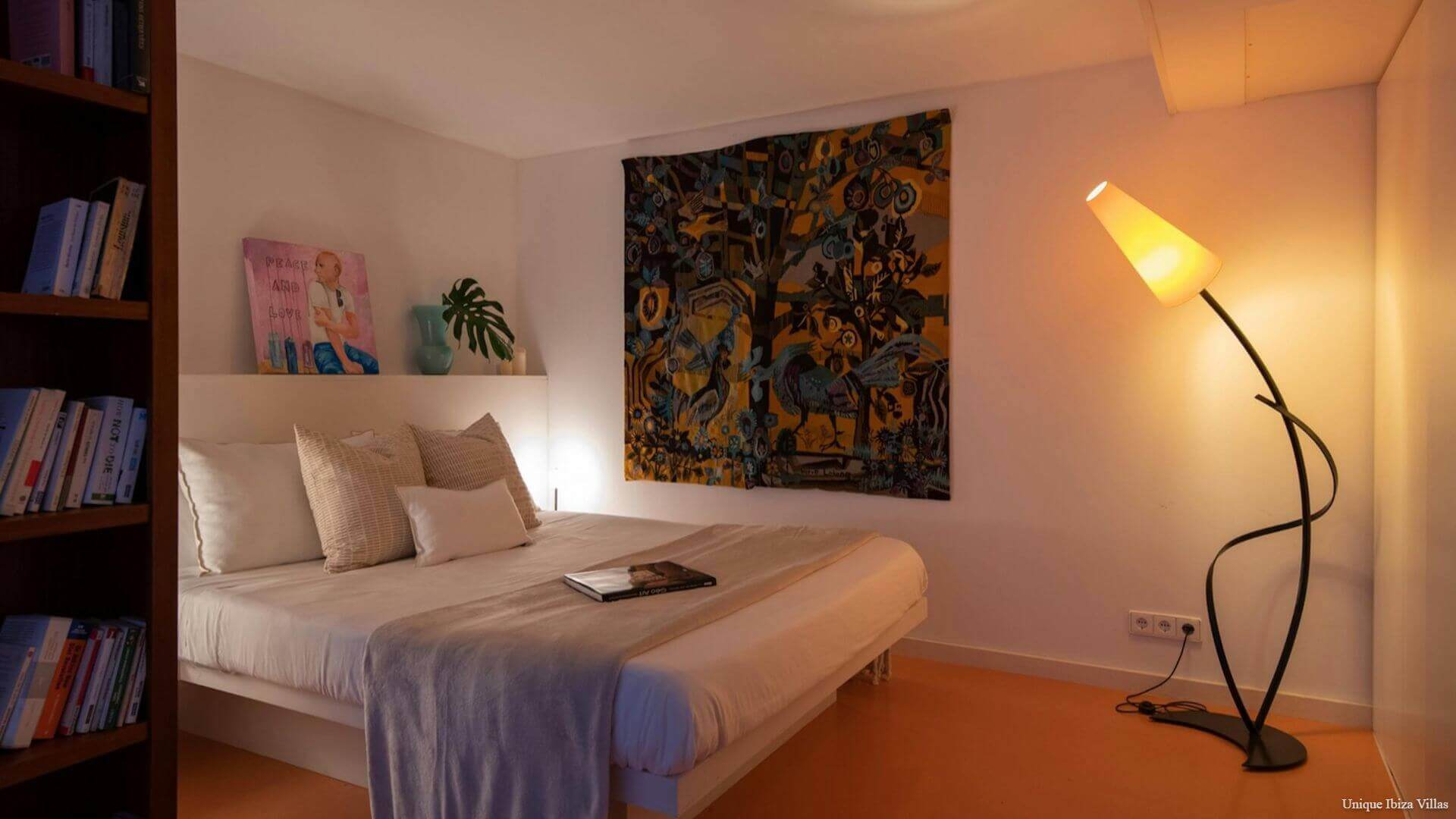  - VILLA OASIS - 5 Bedrooms - Near Ibiza Town & Salinas beach