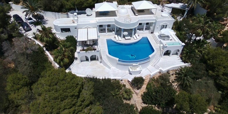 Cala Jondal Exclusive Hq4