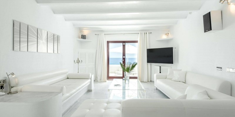 Cala Jondal Exclusive Hq7