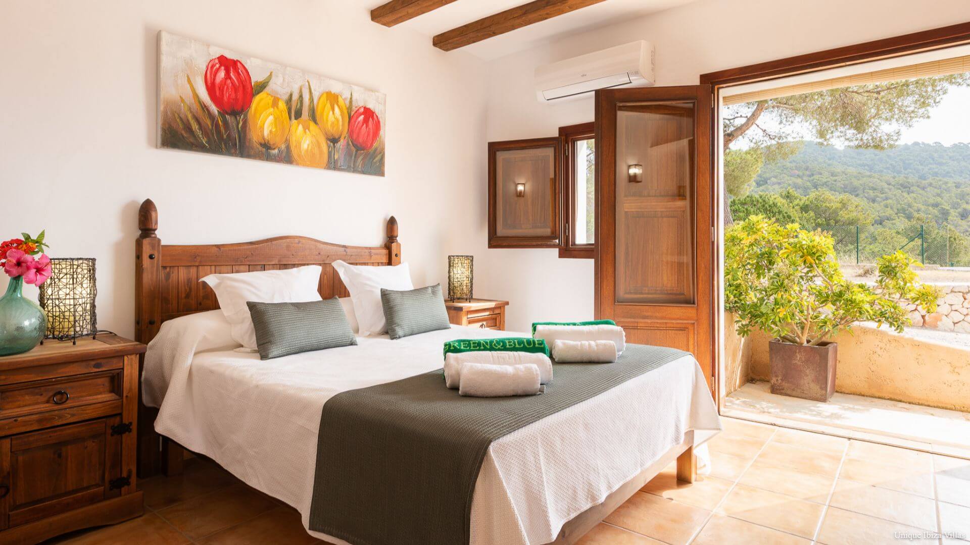  - VILLA ROMERO I - 3 Bedrooms  - Near Cala d'Hort & Es Cubells village