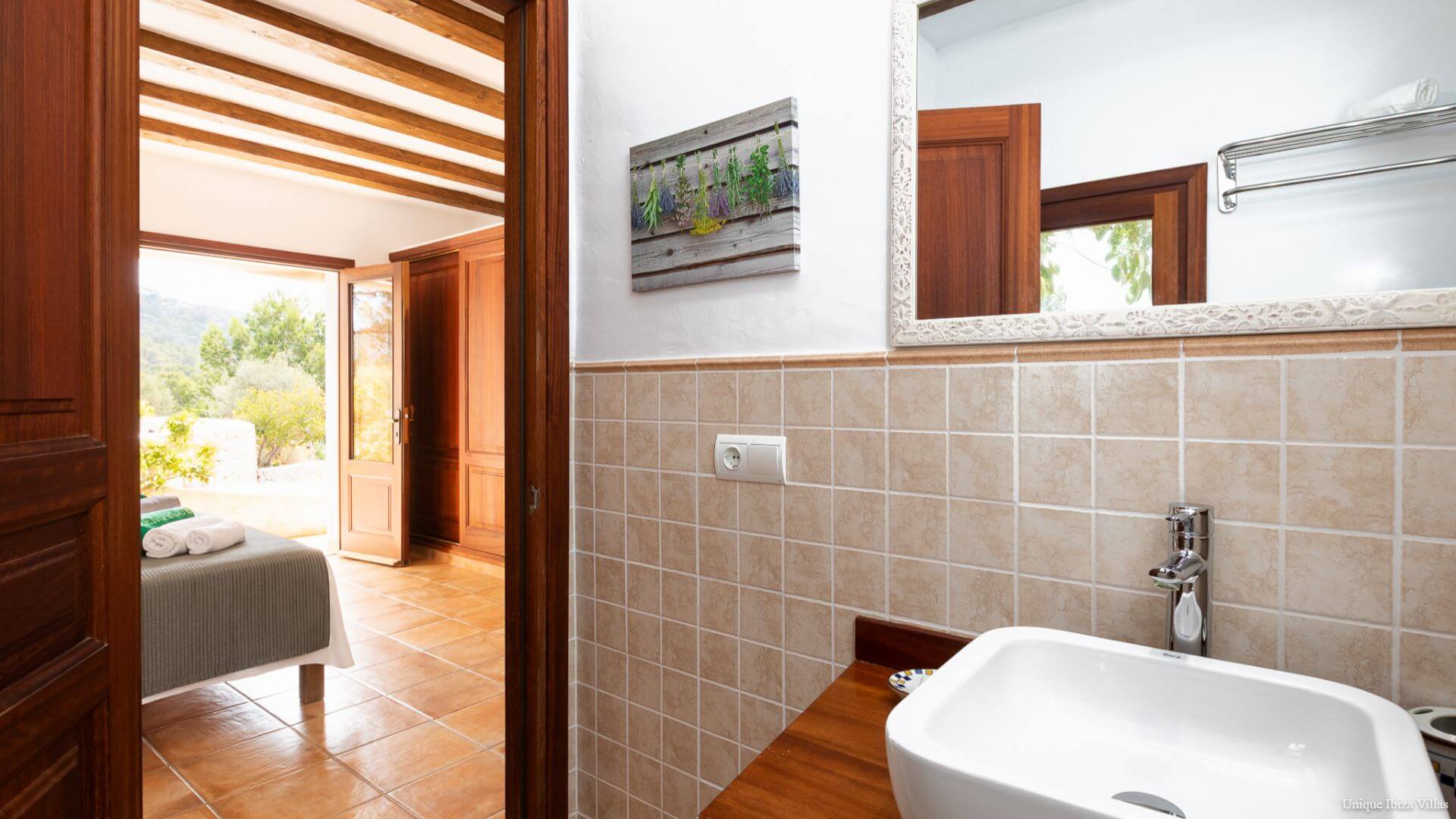  - VILLA ROMERO I - 3 Bedrooms  - Near Cala d'Hort & Es Cubells village