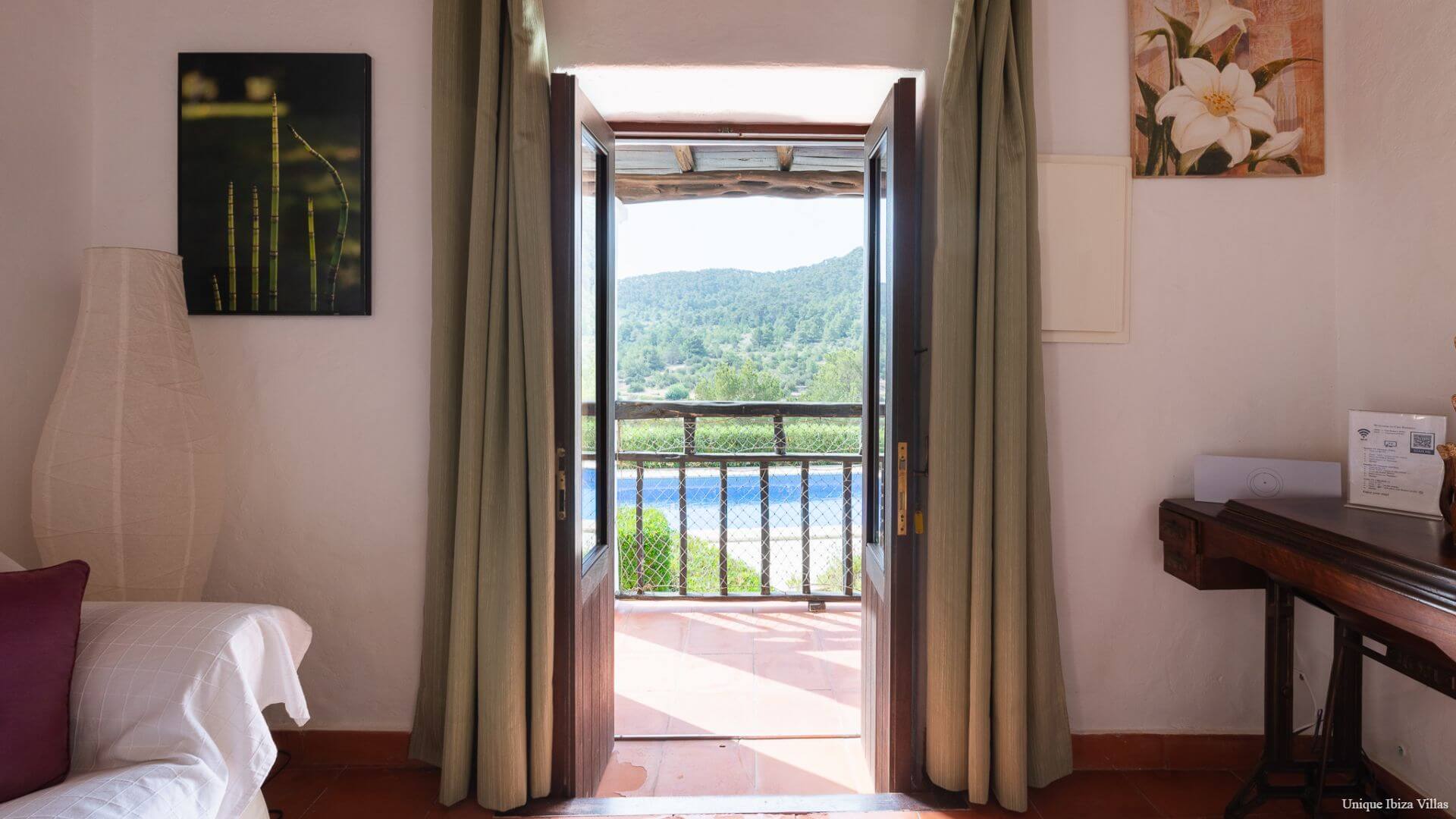  - VILLA ROMERO I - 3 Bedrooms  - Near Cala d'Hort & Es Cubells village