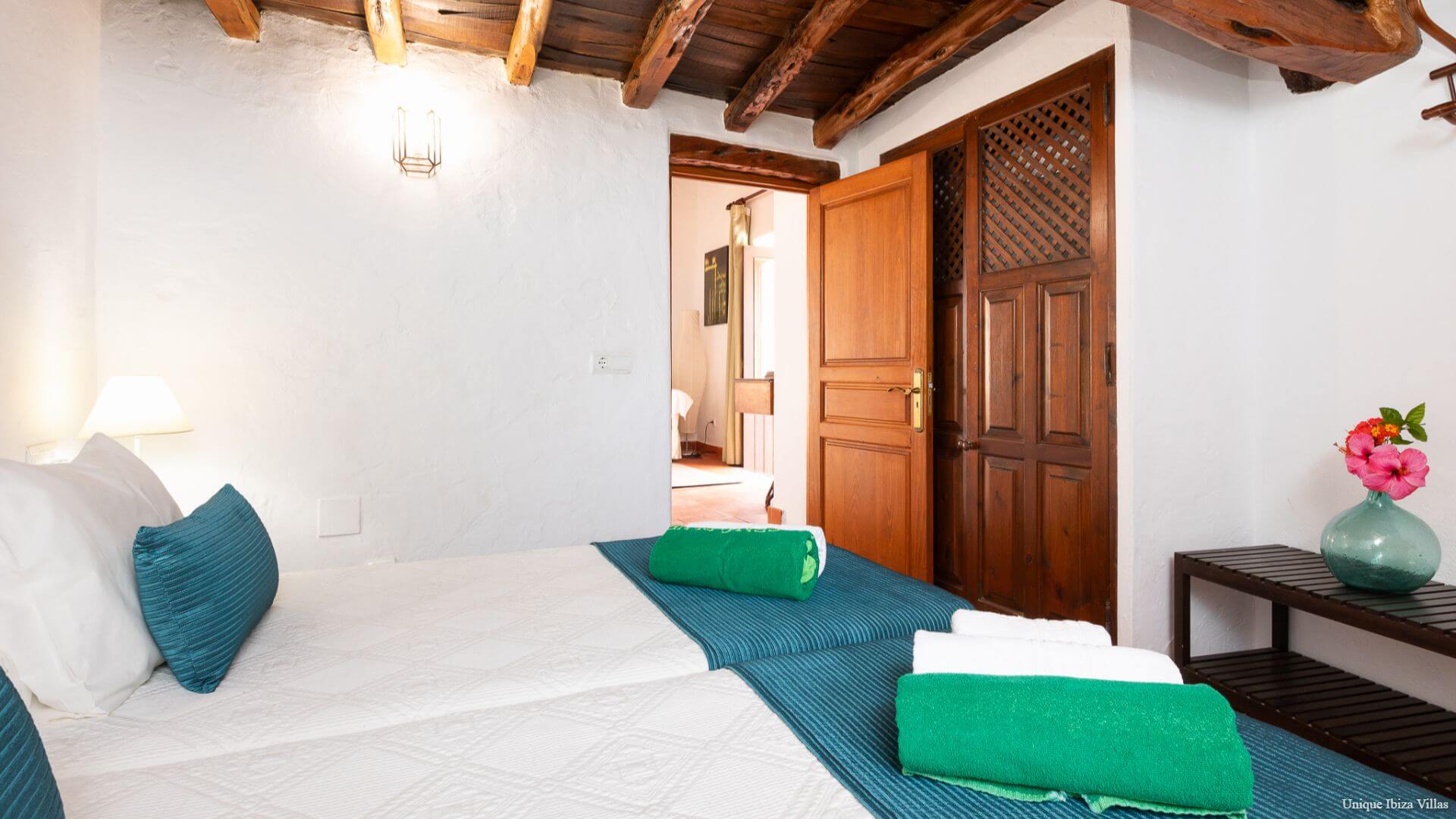  - VILLA ROMERO I - 3 Bedrooms  - Near Cala d'Hort & Es Cubells village