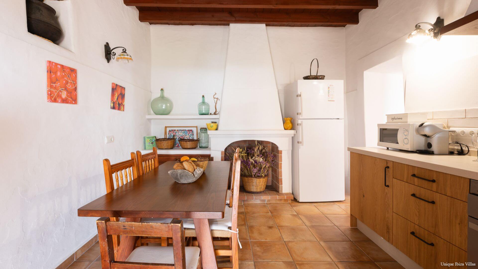  - VILLA ROMERO I - 3 Bedrooms  - Near Cala d'Hort & Es Cubells village