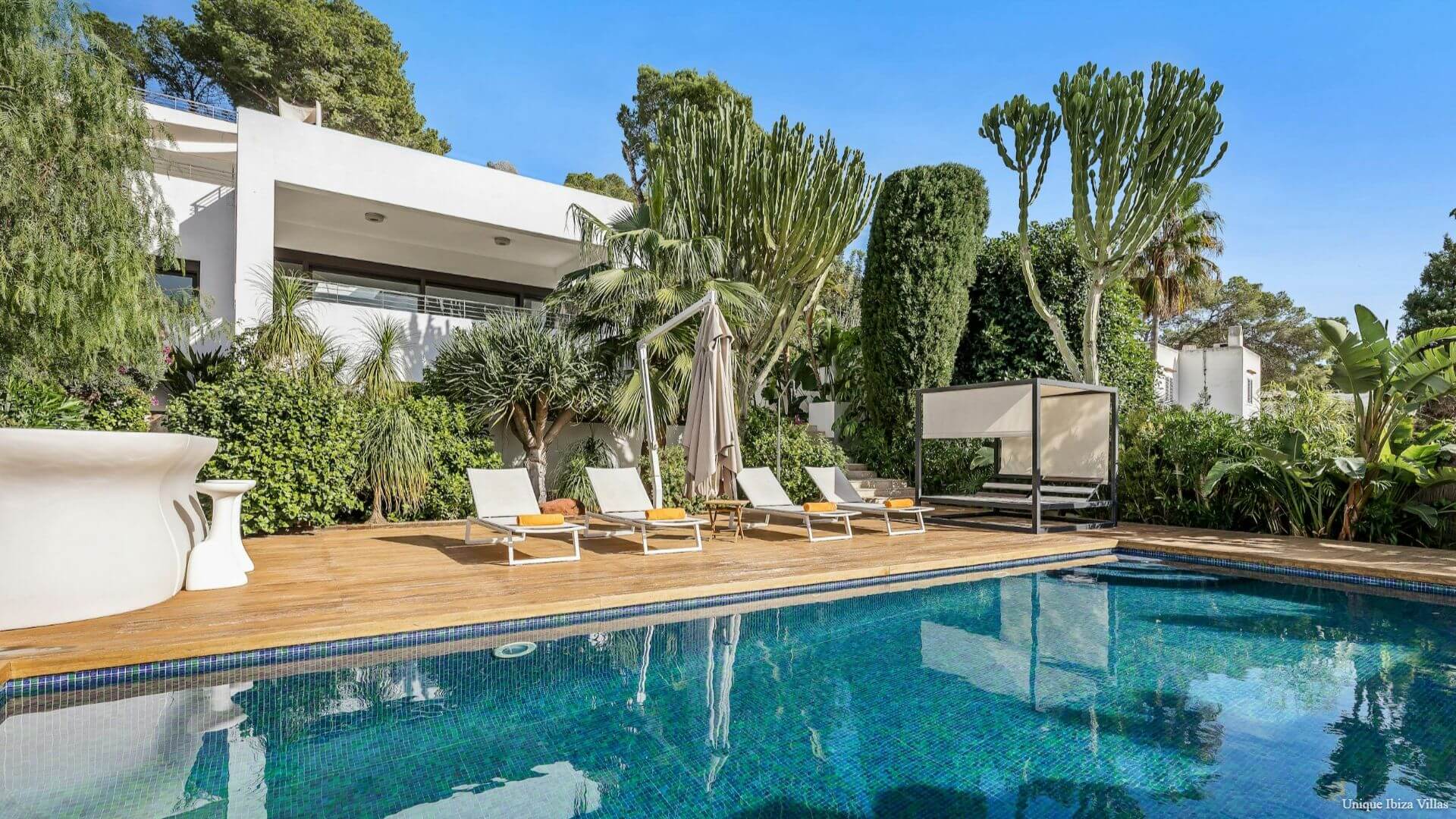 CASA MARISOL - 5 Bedrooms - Cap Martinet - Near Talamanca & Ibiza Town